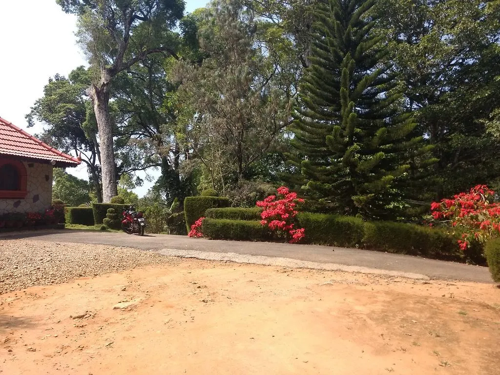 Farm stay Kollenkeril Plantation Bungalow Villa Munnar
